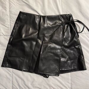 Leather Skort Pink Lily